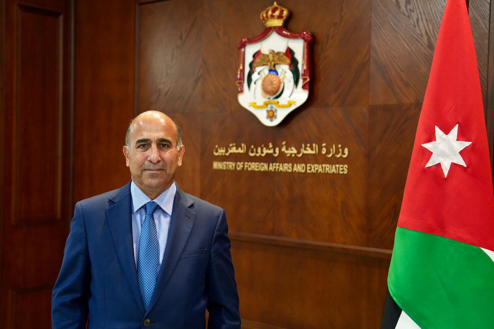~/Root_Storage/EN/EB_List_Page/أمين_عام_وزارة_الخارجية.jpg